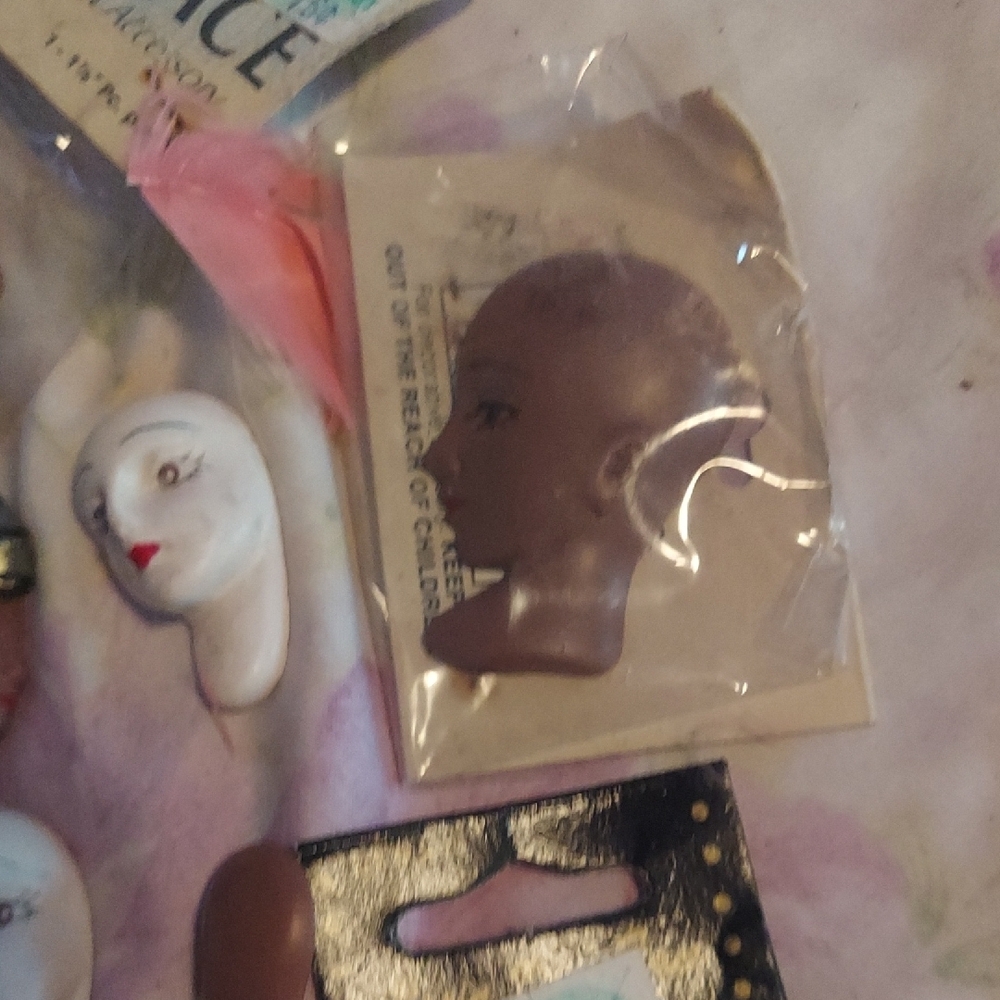 8/$10 All Pieces For $6  Vintage Assorted Deco Flex Doll Heads Set - Picture 12 of 16
